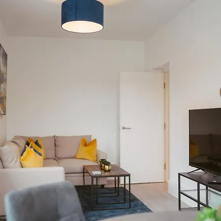9 1 Bedroom, Sleeps X 4 Holiday home York