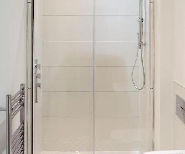 9 1 Bedroom, Sleeps X 4 Дом отдыха