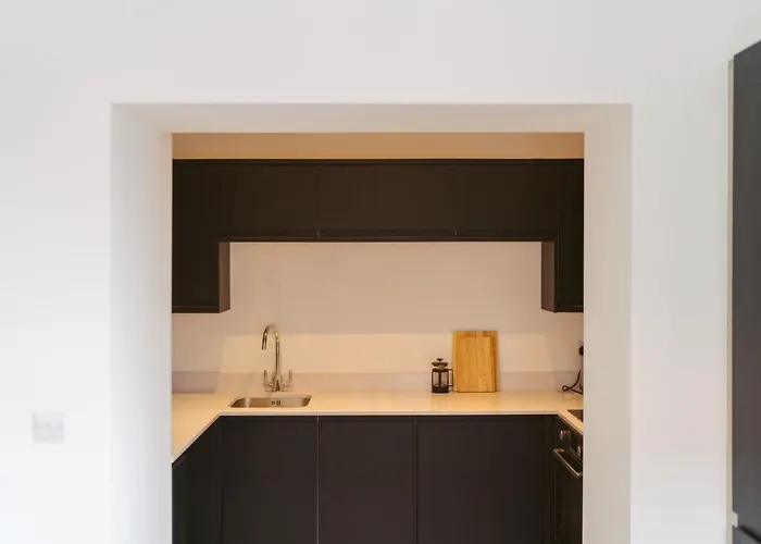 9 1 Bedroom, Sleeps X 4 Йорк